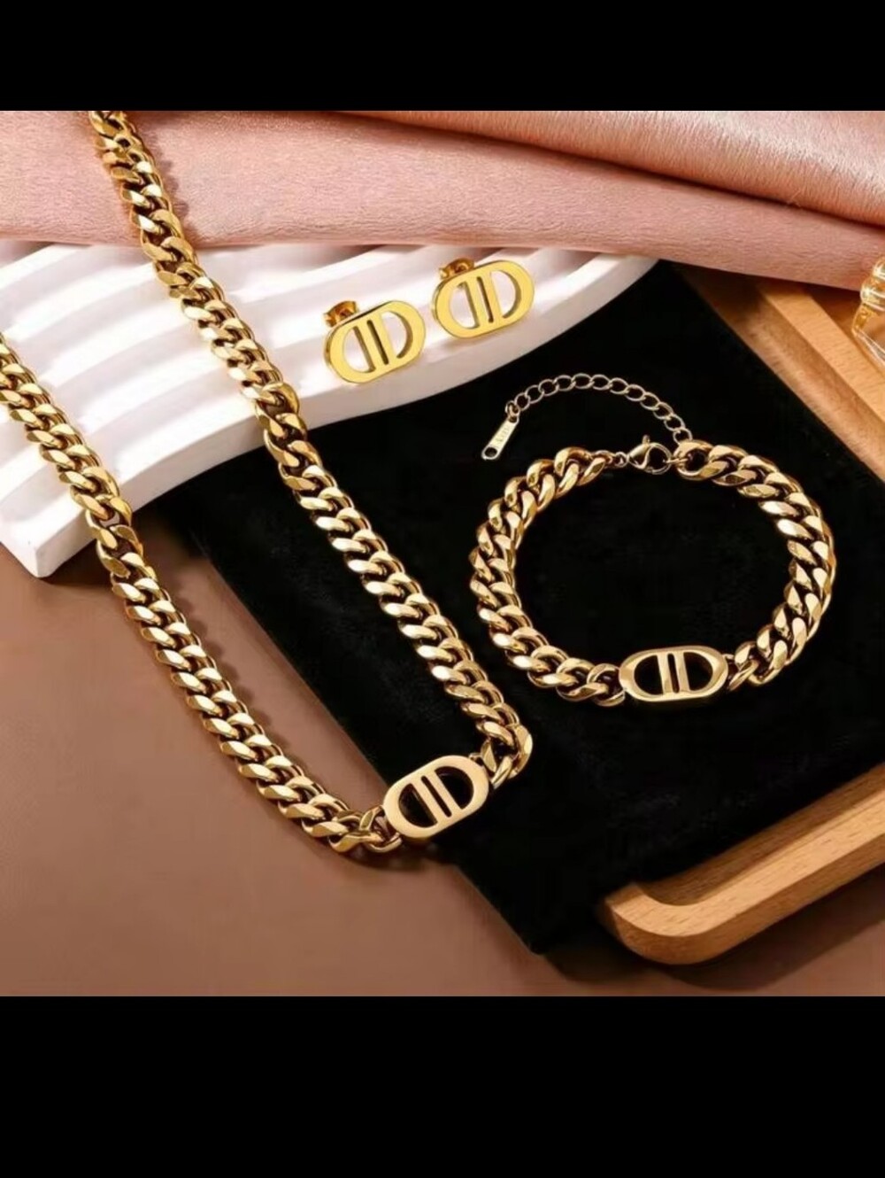 Gold Plated Link Chain Necklace, Bracelet & Earring Set - Picture 5 of 6